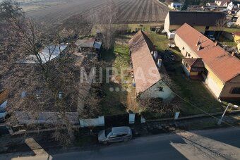 We offer for sale a plot of land with a total area of 769 m² in a quiet village Křenek in the…