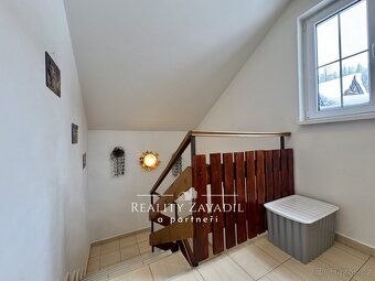 Registration No. 01019 Exclusive recreational house with guest rooms in 