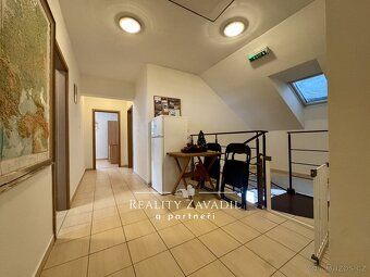 Registration No. 01019 Exclusive recreational house with guest rooms in 