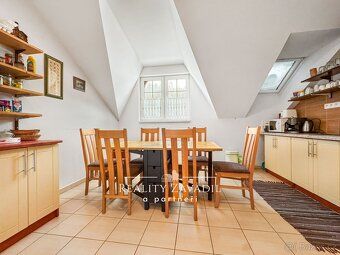 Registration No. 01019 Exclusive recreational house with guest rooms in 
