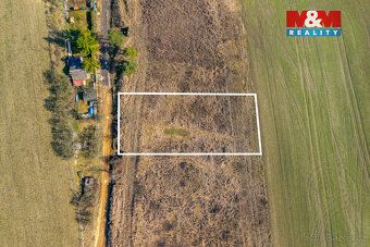Nabízím k prodeji stavební pozemek o výměře 1 068 m² v klidn
