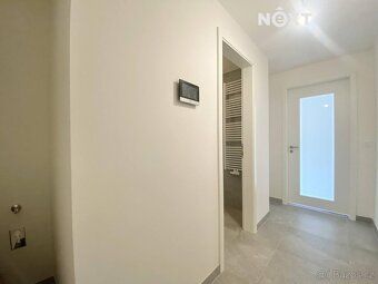 We offer for rent a nice, bright apartment of layout 1+kk, living area approx.