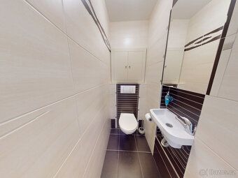 Nabízíme k podnájmu velmi prostorný mezonetový loftový byt o