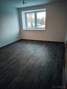 Nabízíme k dlouhodobému pronájmu byt 3+kk v Leskovci u Březo
