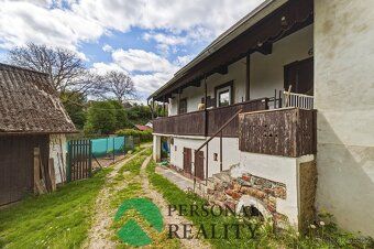 Ref. No. 03061 We offer for sale a unique historical family house in the picturesque village…