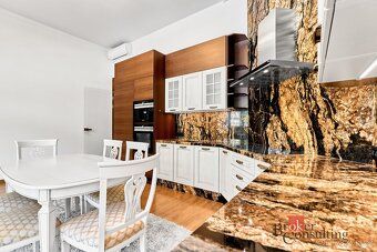 Panoramic apartment with character in the heart of Karlovy VaryOffers