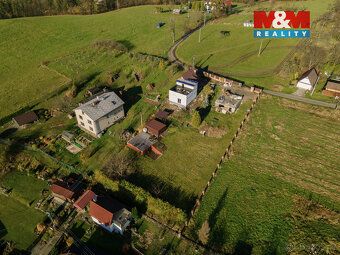 We have for you a plot of land measuring 880 m² located in Frýdek-”‚„- Místek