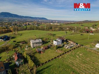 We have for you a plot of land measuring 880 m² located in Frýdek-”‚„- Místek