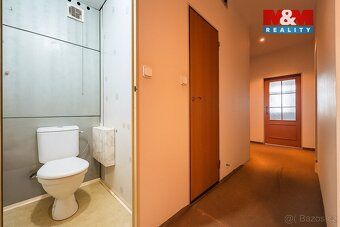 We offer for sale a spacious 3 bedroom apartment of total area 128 sqm,