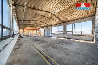 We offer for rent warehouse space of size 346 m² in calm part of town Osek near Rokycany.