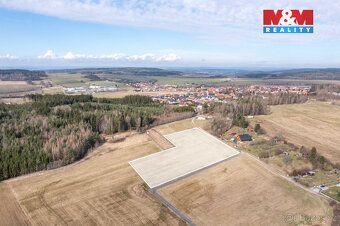 Nabízíme k pronájmu exkluzivní pastvinu o rozloze 10 046 m² 