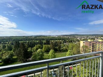 We offer for sale an apartment with layout 2+1 and total area of 67.5 sqm in Stadtrodská street in Tachov.