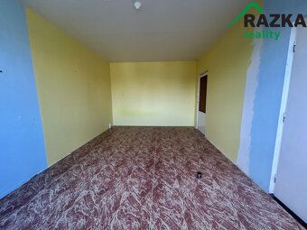 We offer for sale an apartment with layout 2+1 and total area of 67.5 sqm in Stadtrodská street in Tachov.