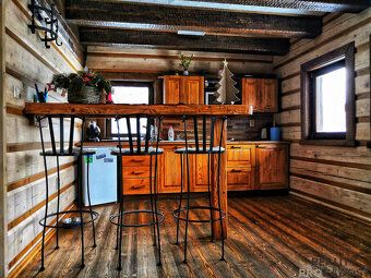 We offer for sale a beautiful log cabin in the middle of nature near Sudopark, in the…