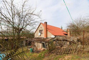 Family house with generous plot of land and view - Konětopy near Pnětluky