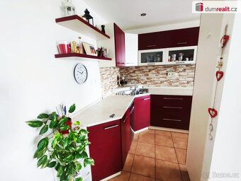 , Nabízím k prodeji prostorný a světlý byt 3+1 o celkové plo