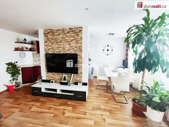 , Nabízím k prodeji prostorný a světlý byt 3+1 o celkové plo
