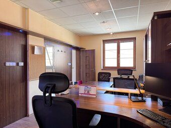 Ref. No. 27021 Two-story commercial property with excellent technical facilities and strategic location.