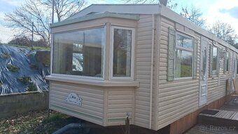Sell year-round mobile insulated house in very good condition, imported from England Oakwood Super/Mobilheim.