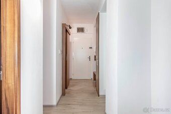 Moc hezký zrekonstruovaný byt 3+1 s 2 balkony, 73 m² na ulic