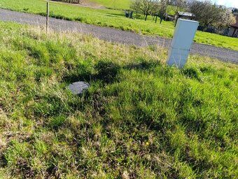 I offer for sale a building plot with beautiful views of mountains and nature, close to town center.