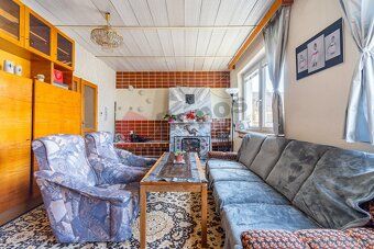 We offer for sale a two-generation family house in the desired location of Lednice on Moravia…