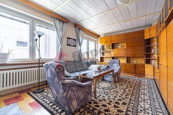 We offer for sale a two-generation family house in the desired location of Lednice on Moravia…