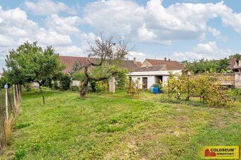 Ref. No. E1348B084 We offer you exclusively for purchase a family house
