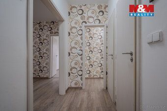 Exkluzivně Vám nabízíme k prodeji modernizovaný byt o nadsta