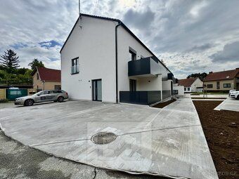 Ev.č. N09212 Nabízíme k pronájmu moderní prostor v novostavb