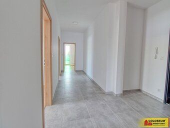 Ev.č. 5272Z053 V zastoupení majitele nabízíme pronájem bytu 