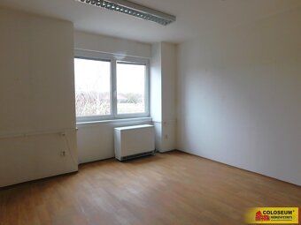 Ev.č. 5288Z084 Představujeme vám nabídku pronájmu kancelářsk