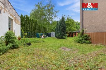 Looking for comfortable living in city center with all civic amenities nearby?