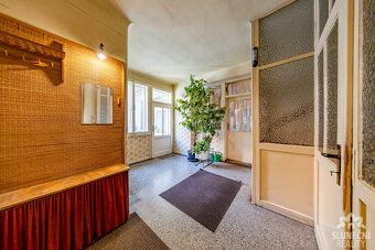 Sale of an investment house in the absolute city center, directly on