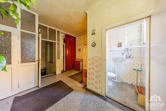 Sale of an investment house in the absolute city center, directly on