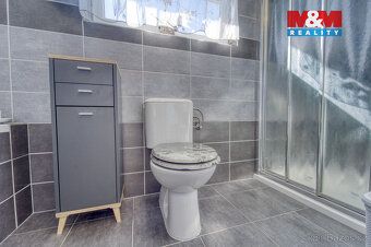 We offer for sale a modern family house in the quiet village of Příchov