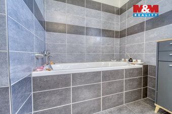 We offer for sale a modern family house in the quiet village of Příchov