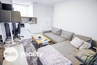 Ve výhradním zastoupení majitele Vám nabízíme pronájem bytu 