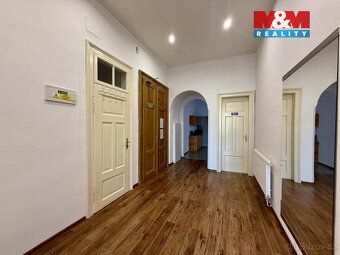 We offer office space for rent in the very center of O