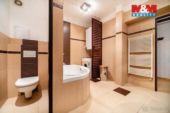 Nabízíme k prodeji byt 3+1 o výměře 74 m² v Lanškrouně na ul