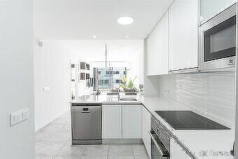Imagine opening the doors of your new penthouse in El Aire, Villamartin (Orihuela Costa)…