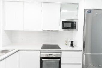 Imagine opening the doors of your new penthouse in El Aire, Villamartin (Orihuela Costa)…