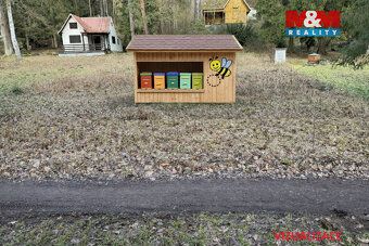 We offer an attractive plot of land measuring 507 m² in the cottage area Hutě, located in the…