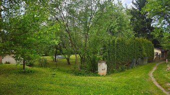 Nabízím k prodeji stavební pozemek o celkové výměře 812 m² v