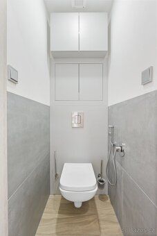 Ev.č. PL100/73 Exkluzivní bydlení v Berouně: Designový byt p
