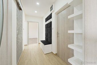 Ev.č. PL100/73 Exkluzivní bydlení v Berouně: Designový byt p