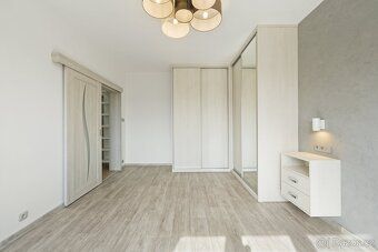 Ev.č. PL100/73 Exkluzivní bydlení v Berouně: Designový byt p