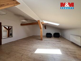 Nabízíme k pronájmu kancelářské prostory v samotném centru O