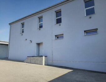 Ref #20347 We offer for rent storage space of total area...