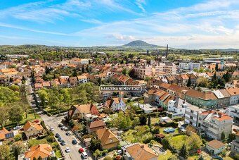 Jsou domy, které se v nabídce objevují jen výjimečně. Vila v